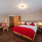 Alex Business & 4* Naters