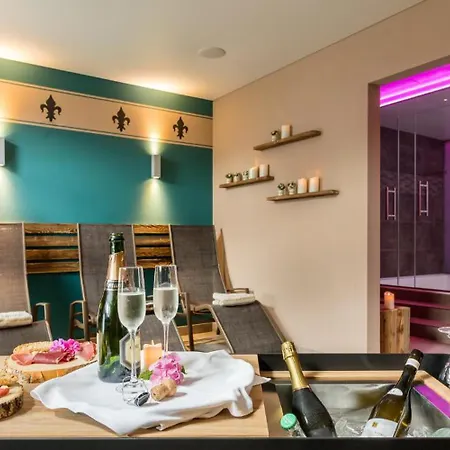Hotel Hotel Alex Business & Spa 4*