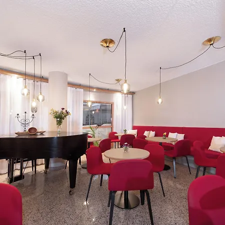 Alex Business & Hotel 4*