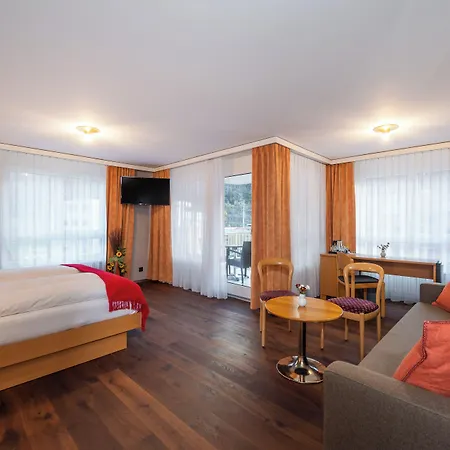 Alex Business & Hotel 4*