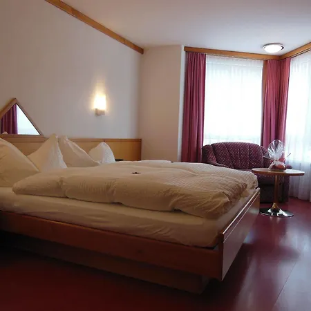 Hotel Alex Business & Spa Hotel 4*
