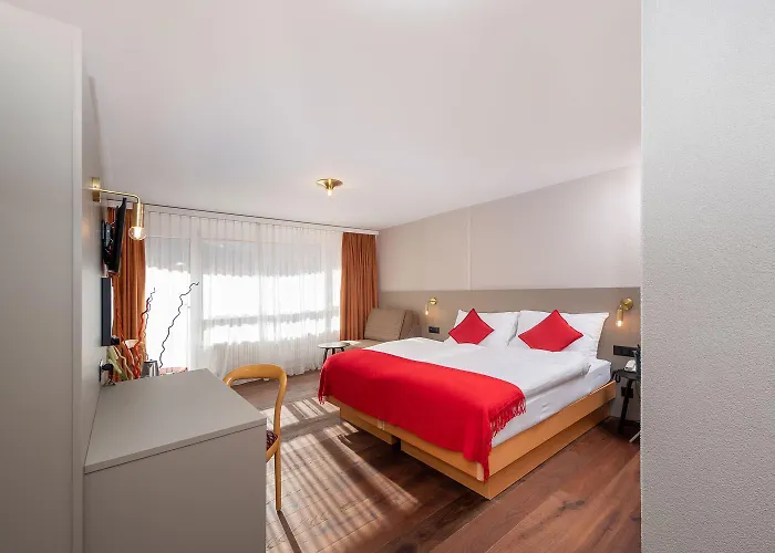 Alex Business & ホテル