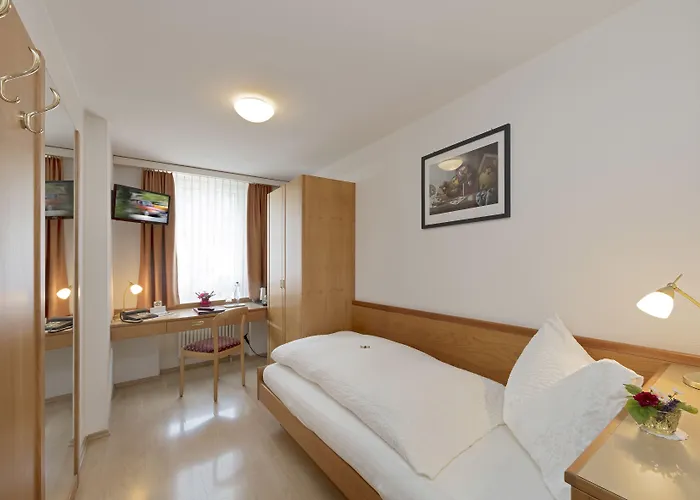 Szálloda Alex Business & 4*