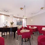 Alex Business & Hotel 4*