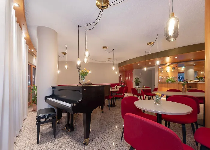 Alex Business & Hotel 4*