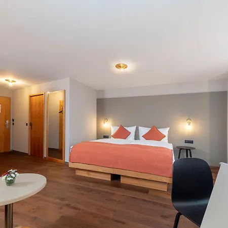 Alex Business & Hotel