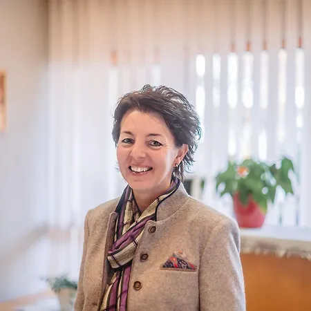 Alex Business & 4* Naters